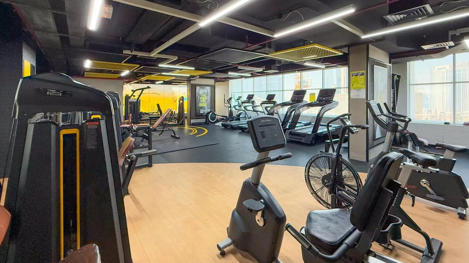 Chic Studio With Pool & Gym Near Burj Khalifa & Dubai Mall 0*,  United Arab Emirates