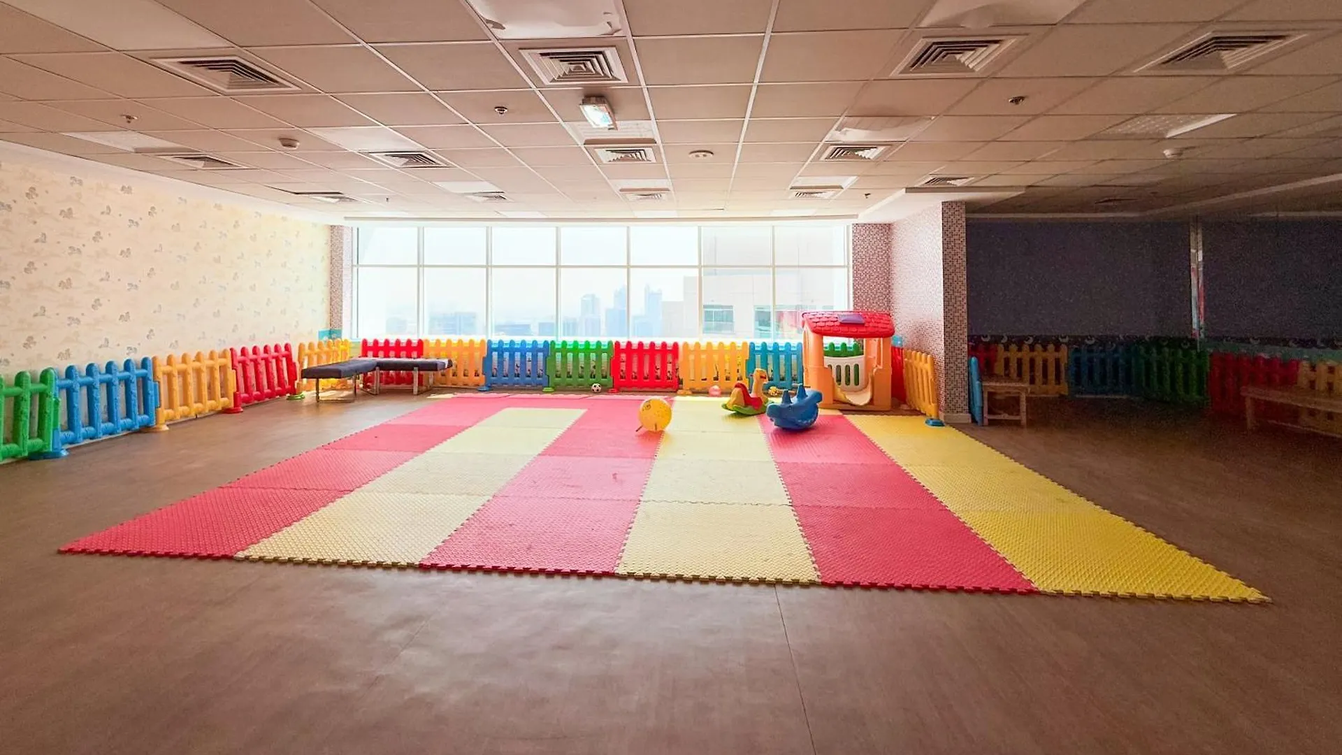 Chic Studio With Pool & Gym Near Burj Khalifa & Dubai Mall