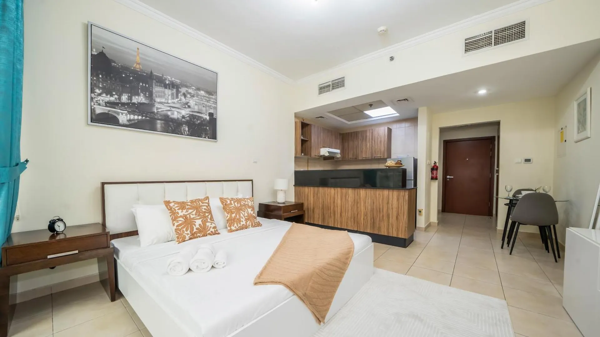 Apartment Chic Studio With Pool & Gym Near Burj Khalifa & Dubai Mall
